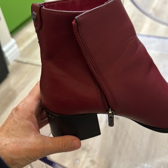 Circus by Sam Edelman Women's‎ Boots Studded Red Ankle Boots Size 9 - Picture 4 of 6